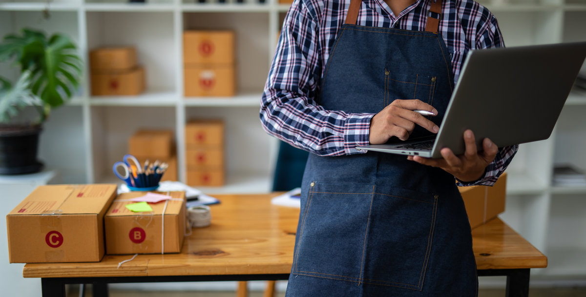 Starting small businesses SME owners man entrepreneurs working,